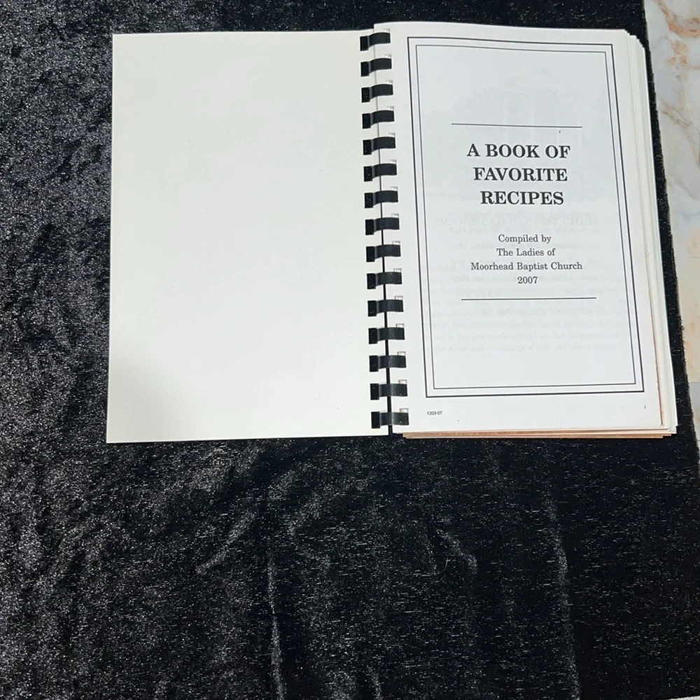MOORHEAD BAPTIST CHURCH Cookbook for Culinary Enthusiasts